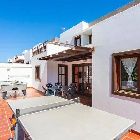 Julianne 2 Willa Puerto del Carmen (Lanzarote)